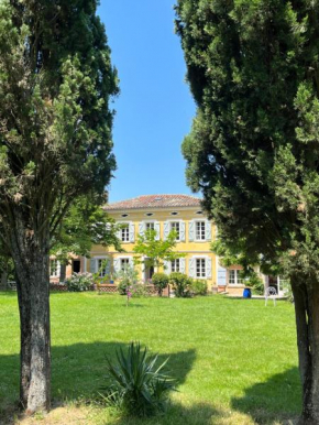La Villa Toscane - Créations artisanales et B&B à 20 mn de Toulouse